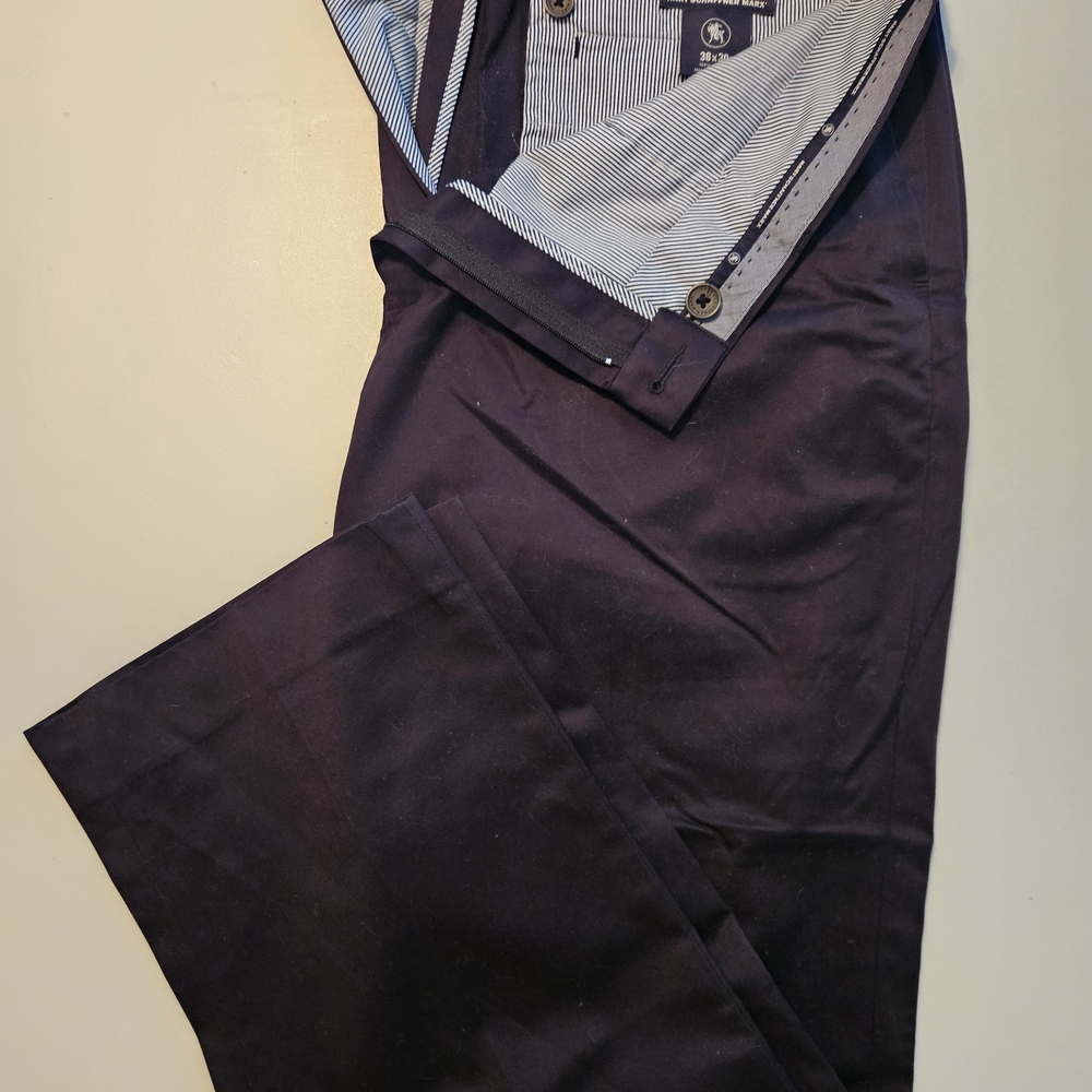 Hart Schaffner Marx Dark Navy Dress Pants. Size 38/30